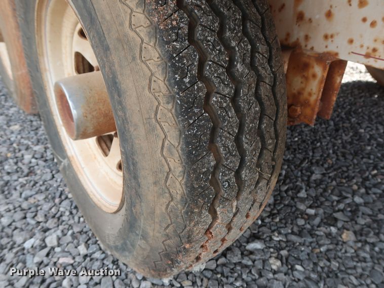 image for item DH0890 1992 Kiefer ILGF dump trailer