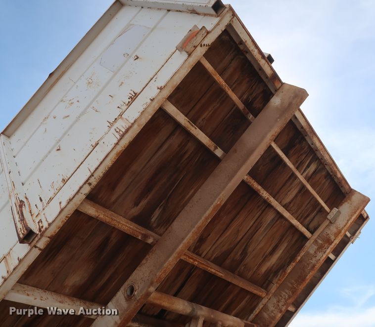 image for item DH0890 1992 Kiefer ILGF dump trailer