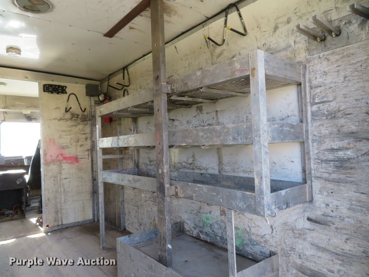 image for item DH1682 2001 Freightliner MT55 delivery truck