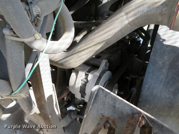 image for item DH1682 2001 Freightliner MT55 delivery truck