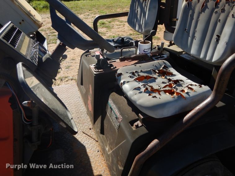 image for item DH2473 Toro Workman 3300D sprayer