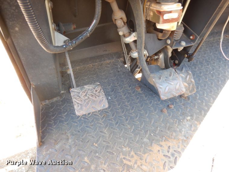 image for item DH2473 Toro Workman 3300D sprayer