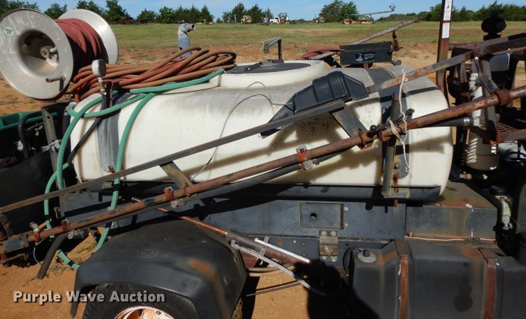 image for item DH2473 Toro Workman 3300D sprayer