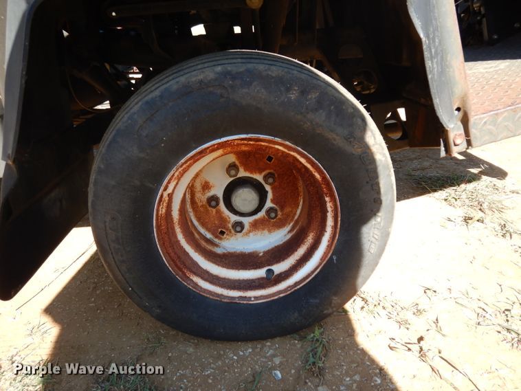 image for item DH2473 Toro Workman 3300D sprayer