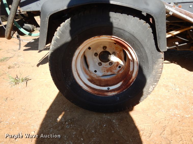 image for item DH2473 Toro Workman 3300D sprayer