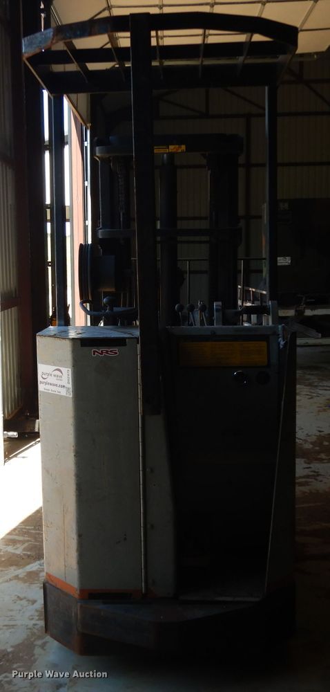 image for item DH2475 Prime Mover RC25 forklift