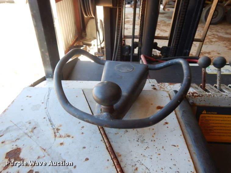 image for item DH2475 Prime Mover RC25 forklift