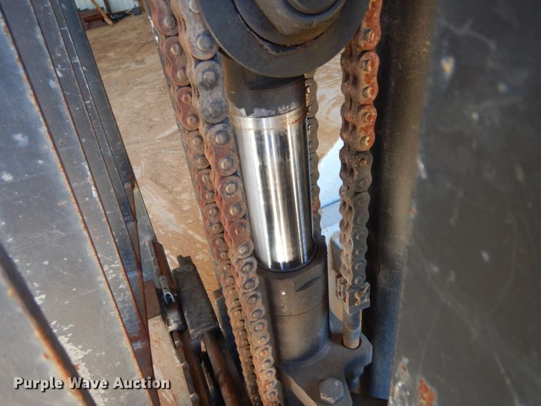 image for item DH2475 Prime Mover RC25 forklift