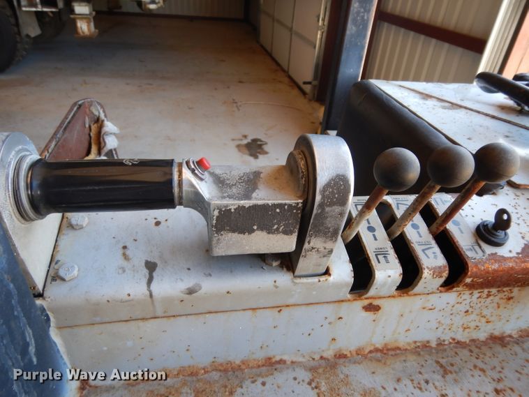 image for item DH2475 Prime Mover RC25 forklift