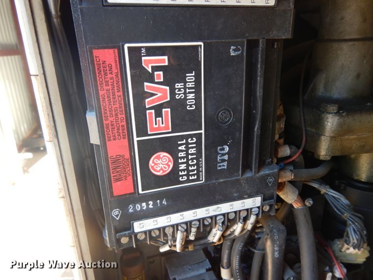 image for item DH2475 Prime Mover RC25 forklift