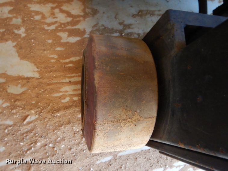 image for item DH2475 Prime Mover RC25 forklift