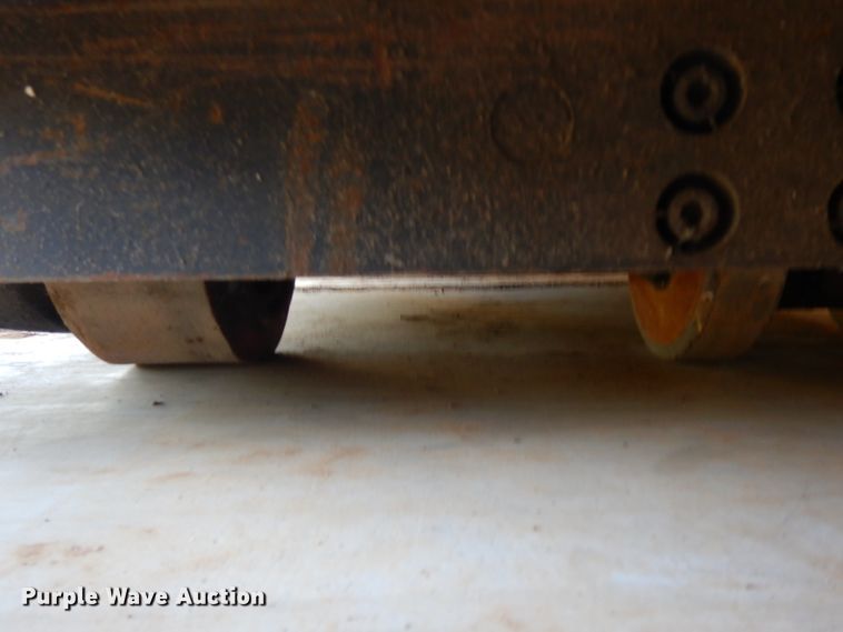 image for item DH2475 Prime Mover RC25 forklift