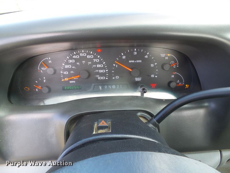 image for item DH4888 2002 Ford F250 Super Duty  pickup truck