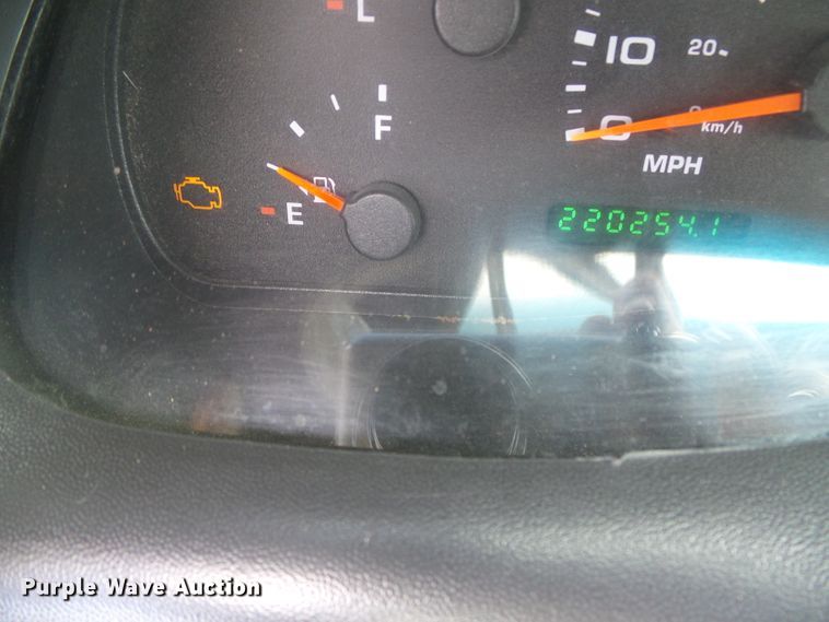 image for item DH4888 2002 Ford F250 Super Duty  pickup truck