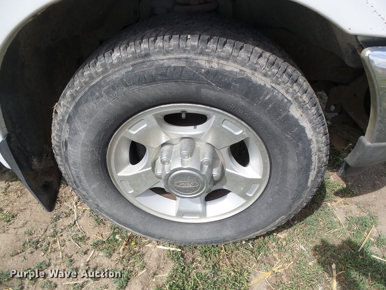 image for item DH4888 2002 Ford F250 Super Duty  pickup truck