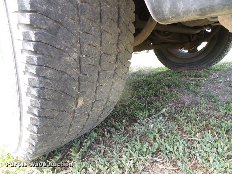 image for item DH4888 2002 Ford F250 Super Duty  pickup truck