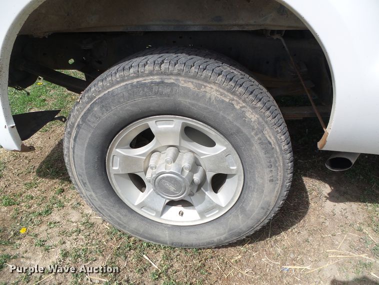 image for item DH4888 2002 Ford F250 Super Duty  pickup truck