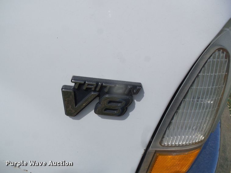 image for item DH4888 2002 Ford F250 Super Duty  pickup truck