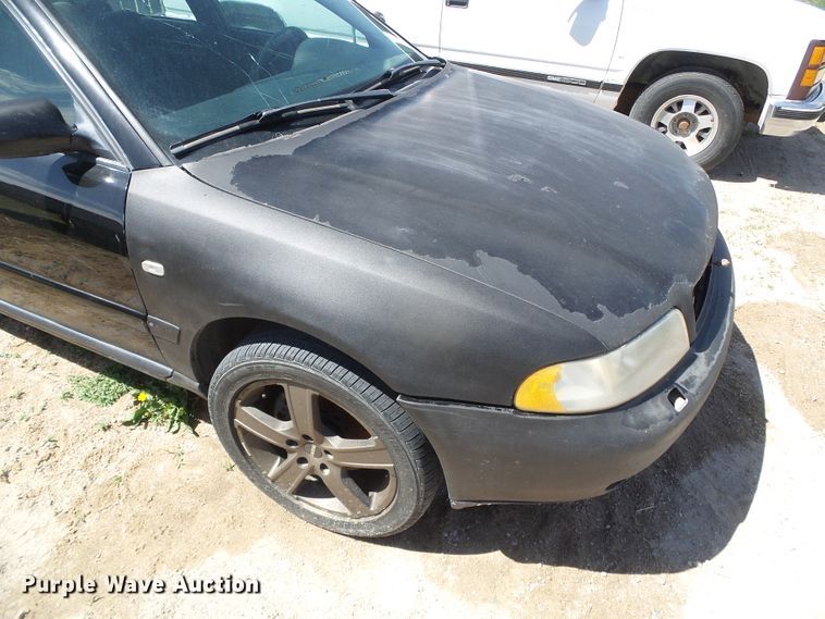 image for item DH4892 1999 Audi A4