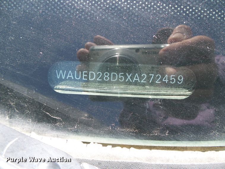 image for item DH4892 1999 Audi A4