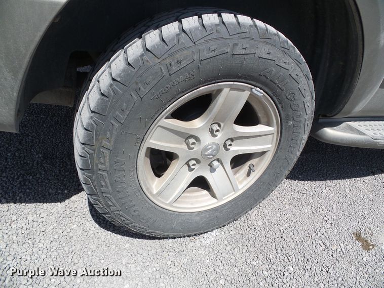 image for item DH4898 2004 Dodge Durango Limited  SUV