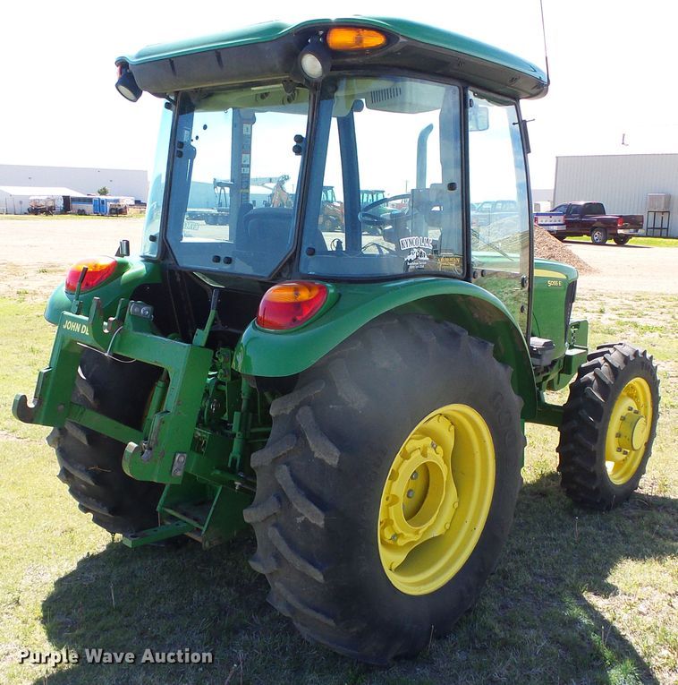 image for item DH4902 2013 John Deere 5055E MFWD tractor