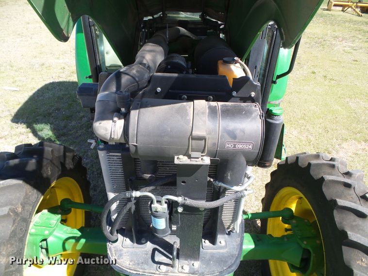 image for item DH4902 2013 John Deere 5055E MFWD tractor
