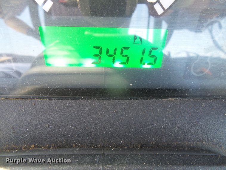 image for item DH4902 2013 John Deere 5055E MFWD tractor