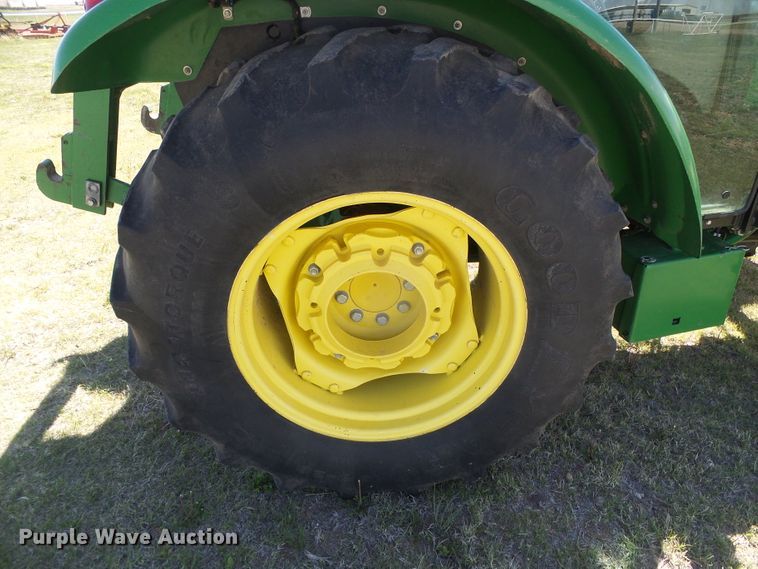 image for item DH4902 2013 John Deere 5055E MFWD tractor