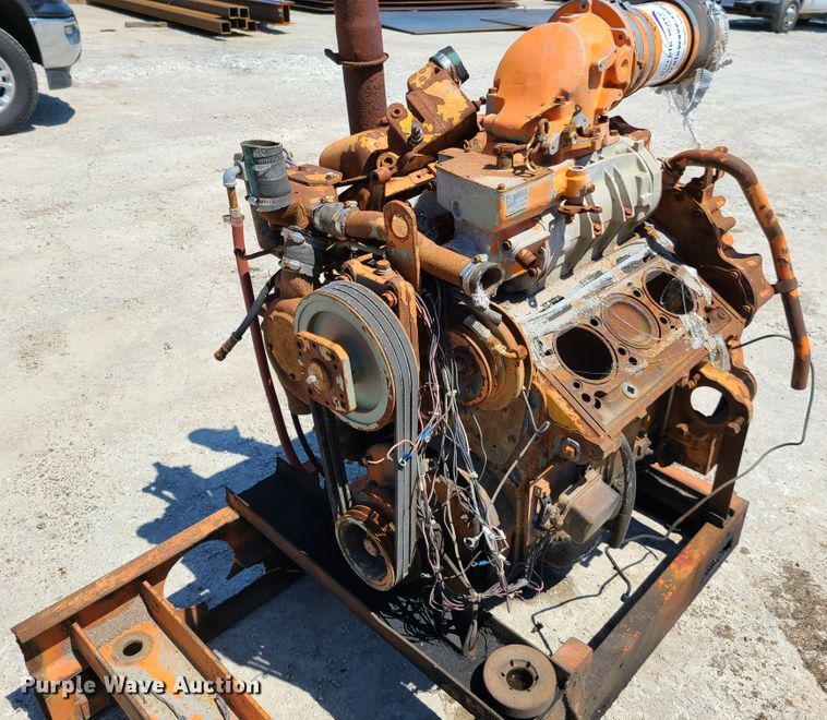 image for item DH5831 Detroit Diesel 6V71 six cylinder diesel engine