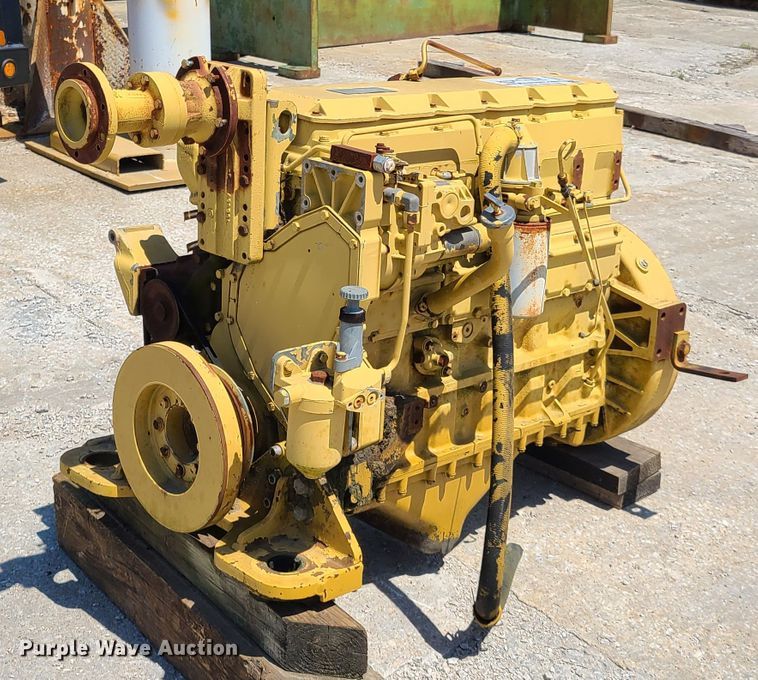 image for item DH5839 Caterpillar 3116 six cylinder diesel engine