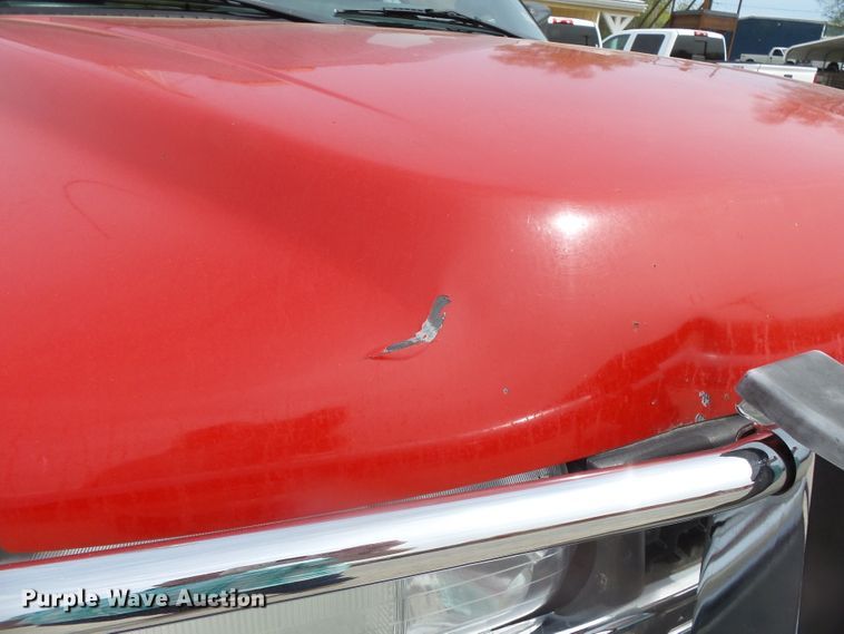 image for item DH7921 2001 Chevrolet Silverado 3500  Ext. Cab flatbed pickup truck