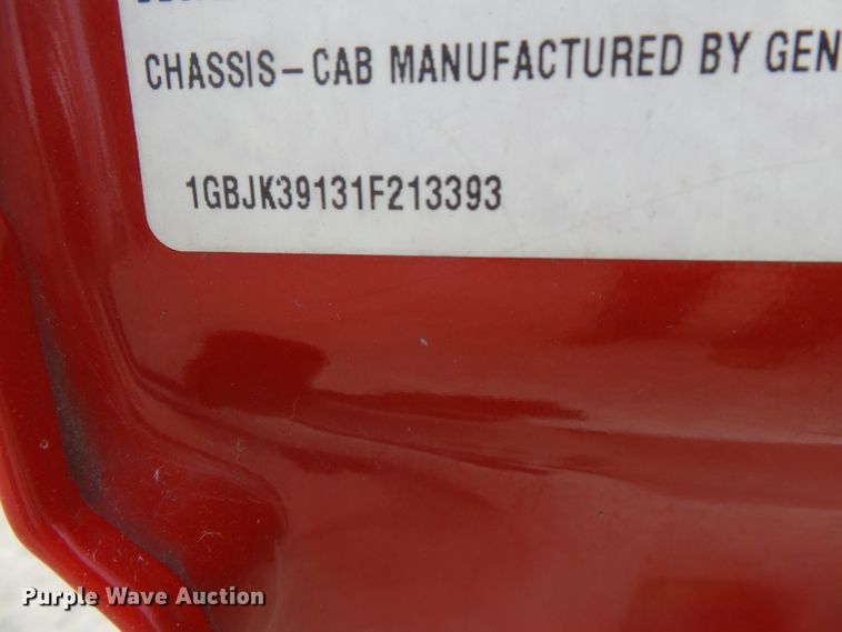 image for item DH7921 2001 Chevrolet Silverado 3500  Ext. Cab flatbed pickup truck