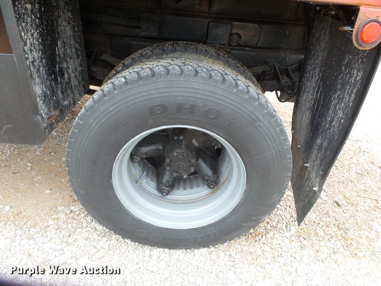 image for item DH7958 1990 International 4700 Crew Cab dump truck