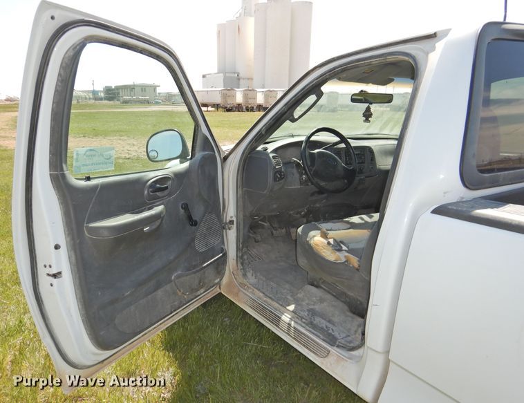 image for item DI0089 2004 Ford F150  pickup truck