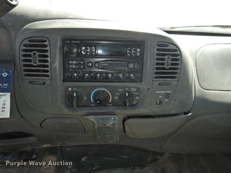 image for item DI0089 2004 Ford F150  pickup truck