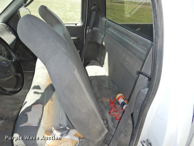 image for item DI0089 2004 Ford F150  pickup truck