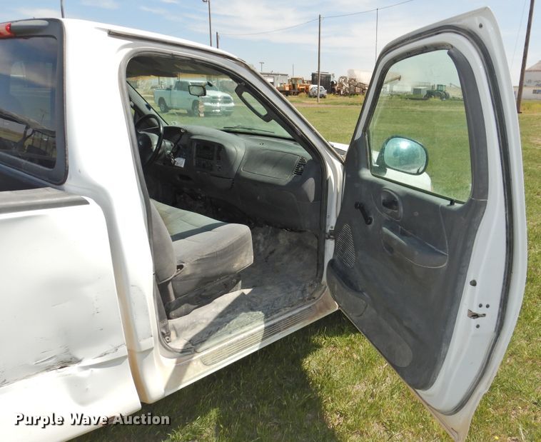 image for item DI0089 2004 Ford F150  pickup truck