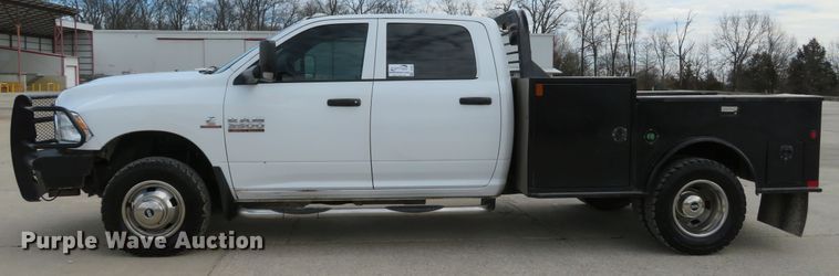 image for item DI2030 2016 Dodge Ram 3500  Crew Cab utility bed pickup truck