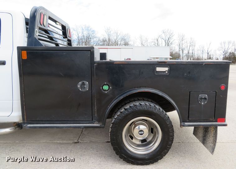 image for item DI2030 2016 Dodge Ram 3500  Crew Cab utility bed pickup truck