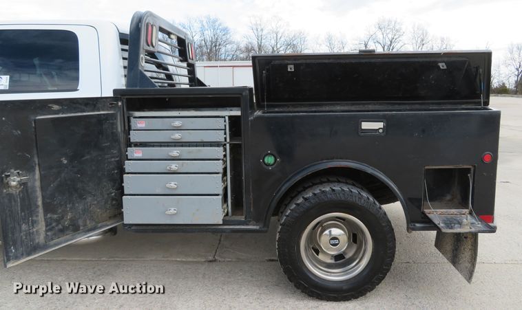 image for item DI2030 2016 Dodge Ram 3500  Crew Cab utility bed pickup truck