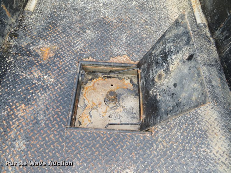 image for item DI2030 2016 Dodge Ram 3500  Crew Cab utility bed pickup truck