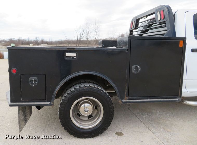 image for item DI2030 2016 Dodge Ram 3500  Crew Cab utility bed pickup truck