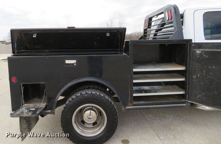 image for item DI2030 2016 Dodge Ram 3500  Crew Cab utility bed pickup truck