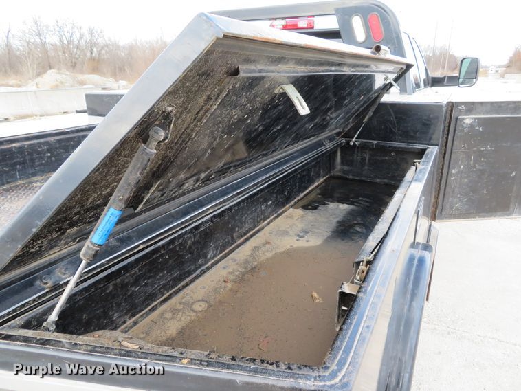 image for item DI2030 2016 Dodge Ram 3500  Crew Cab utility bed pickup truck