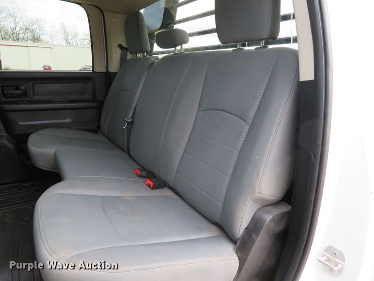 image for item DI2030 2016 Dodge Ram 3500  Crew Cab utility bed pickup truck