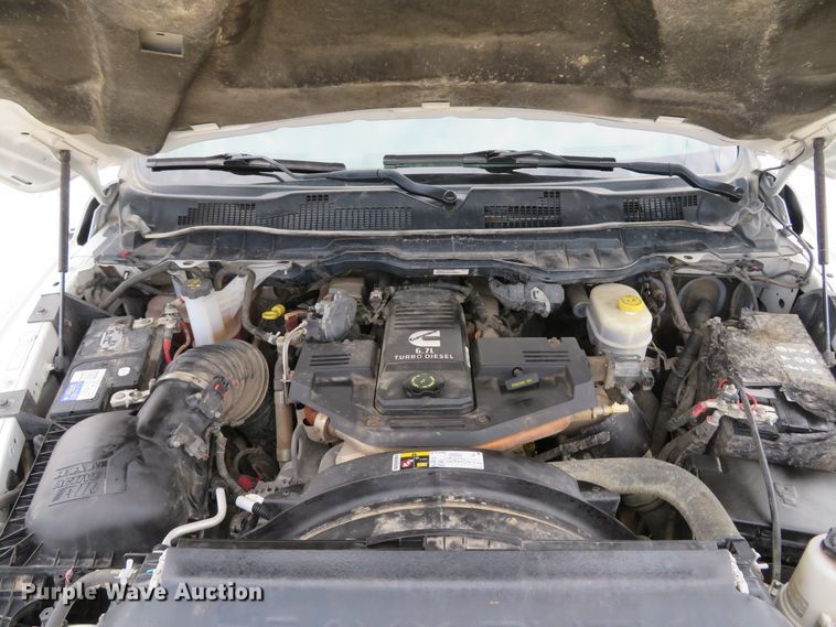 image for item DI2030 2016 Dodge Ram 3500  Crew Cab utility bed pickup truck