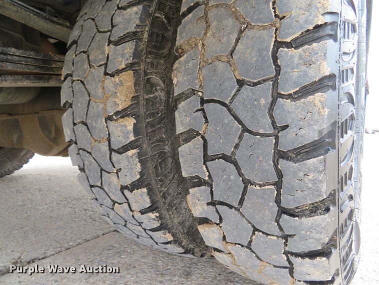 image for item DI2030 2016 Dodge Ram 3500  Crew Cab utility bed pickup truck