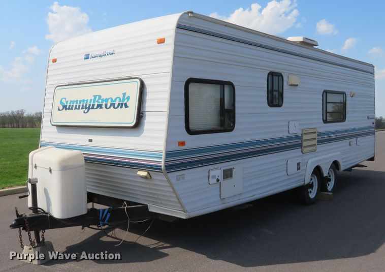 image for item DI2123 1996 Sunnybrook 26DB  camper
