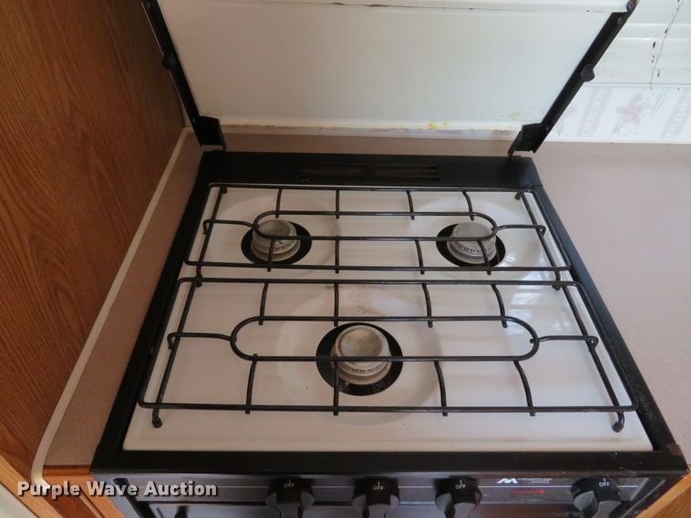 image for item DI2123 1996 Sunnybrook 26DB  camper